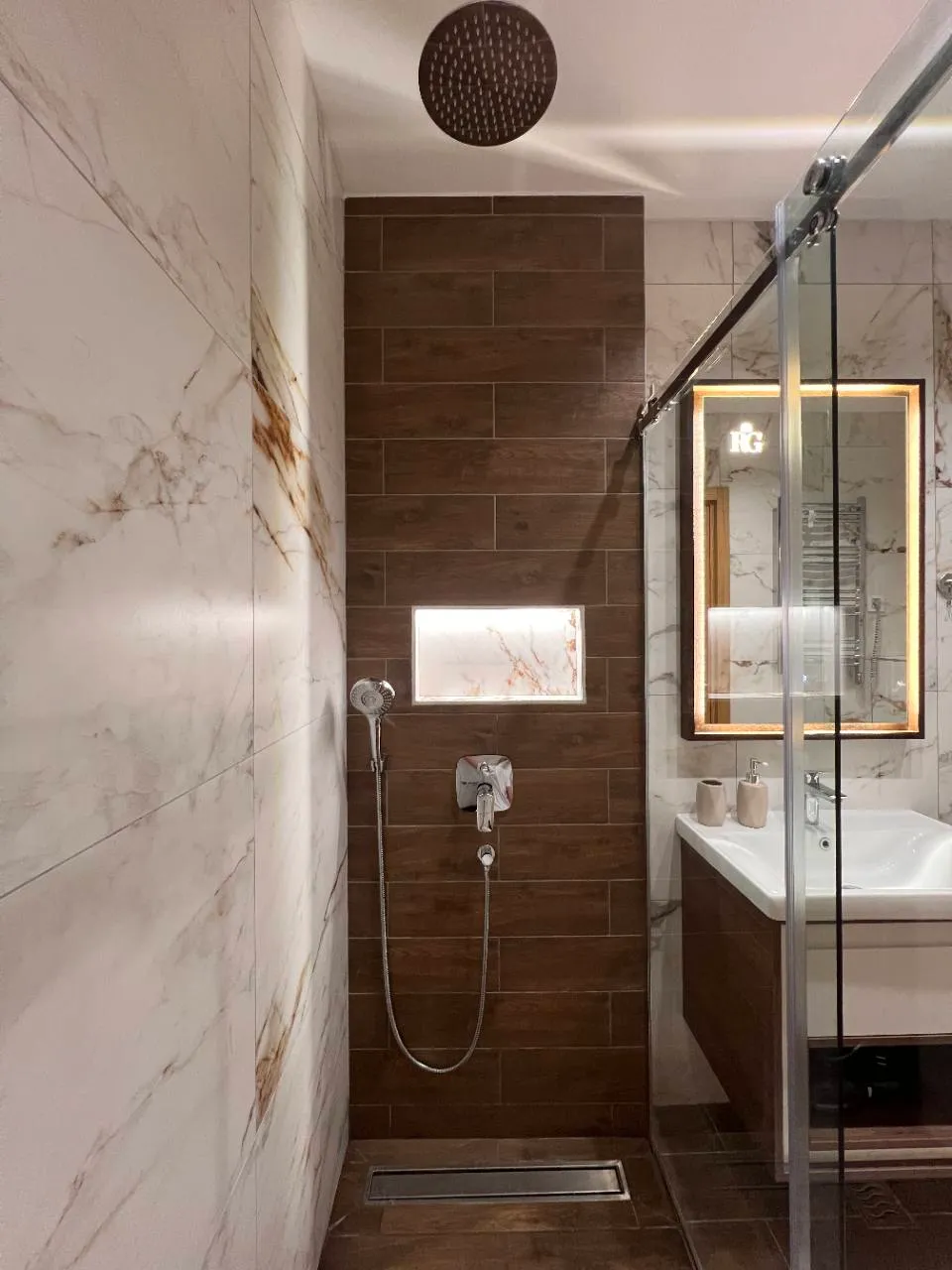 Kupatilo — Apartman 1
